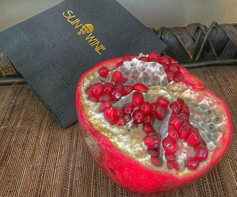 Saperavi and pomegranate